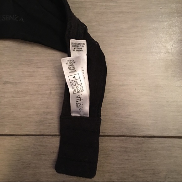 2PCS LA SENZA WOMANS BRAS (32A) BLACK AND BROWN PREOWNED GREAT CONDITION - Picture 4 of 6